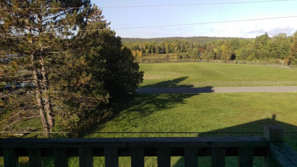 Bay Lake Inn - Frontiersman Motel Latchford Εξωτερικό φωτογραφία
